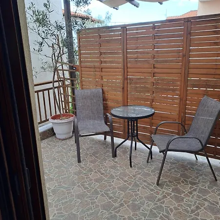 Diolkos 2 Apartment Nea Roda