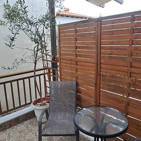 Diolkos 2 * Nea Roda