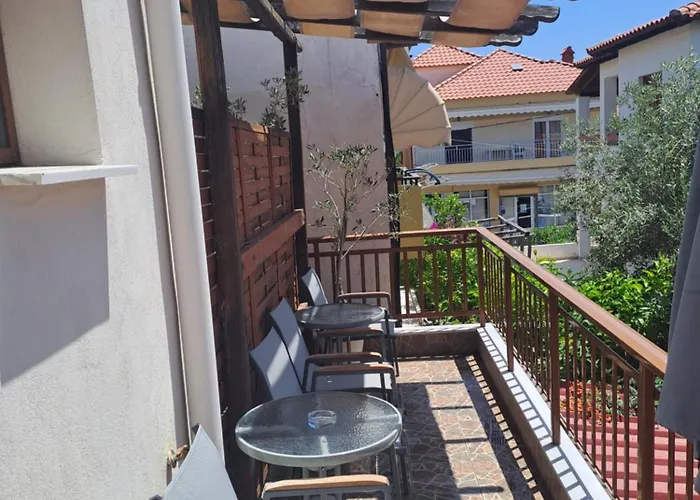 Diolkos 2 * Nea Roda